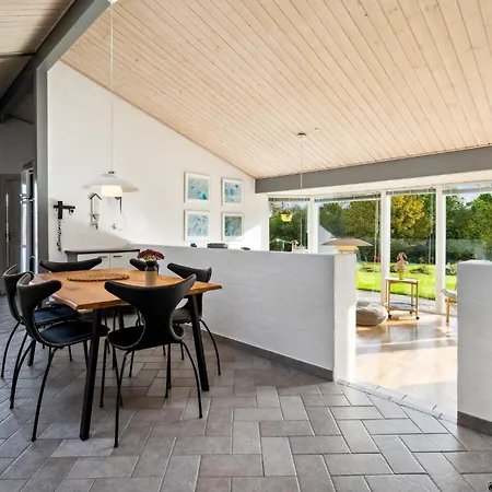 Casa de Férias 2 Bedroom In Juelsminde