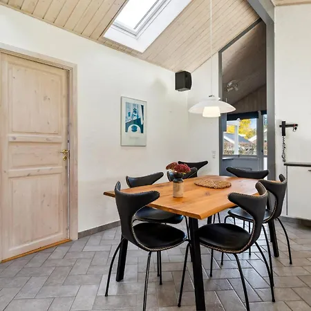 Casa de Férias 2 Bedroom In Juelsminde Sonderby (Midtjylland)