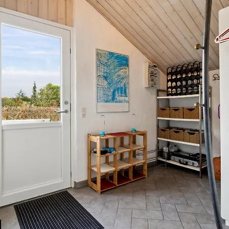 2 Bedroom In Juelsminde Casa de Férias *