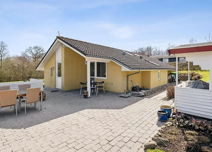 2 Bedroom In Juelsminde Дом отдыха Sonderby (Midtjylland)