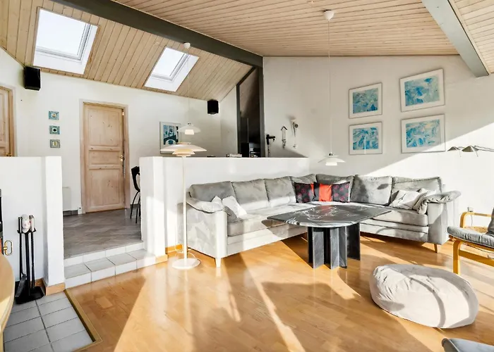 2 Bedroom In Juelsminde Sonderby (Midtjylland)